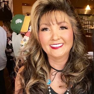 Meet your Posher, Mary ann